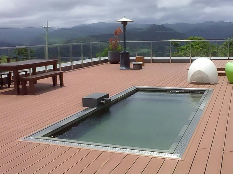 How Does WPC Decking Meet The Needs of Large Event Venues?