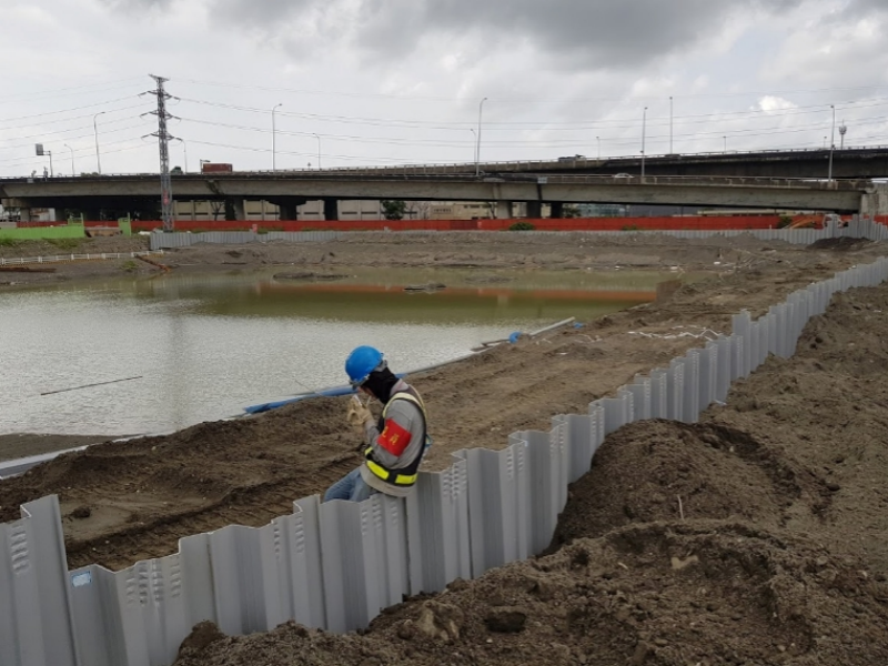The Role of Vinyl Sheet Piling in Port Construction